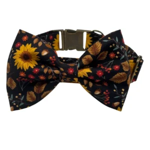 Floral dog collar with sunflower and leaf pattern.