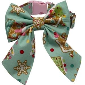 Colorful gingerbread print bow tie with pink buckle